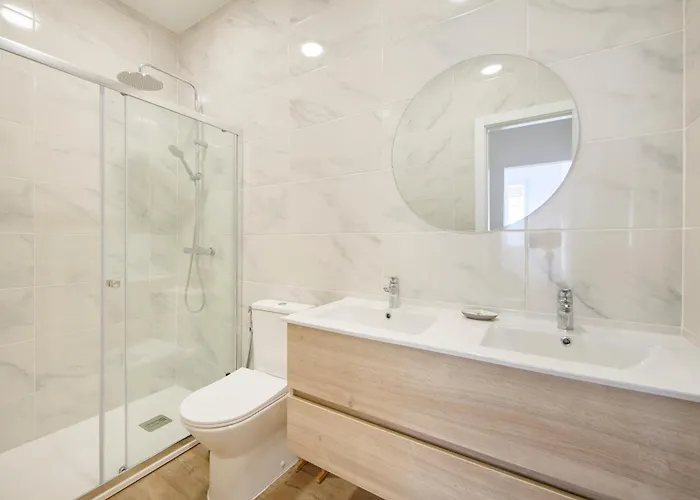 Ocean Deluxe W Ac, By Timecooler Apartment *
