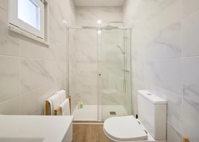 Ocean Deluxe W Ac, By Timecooler Apartment *